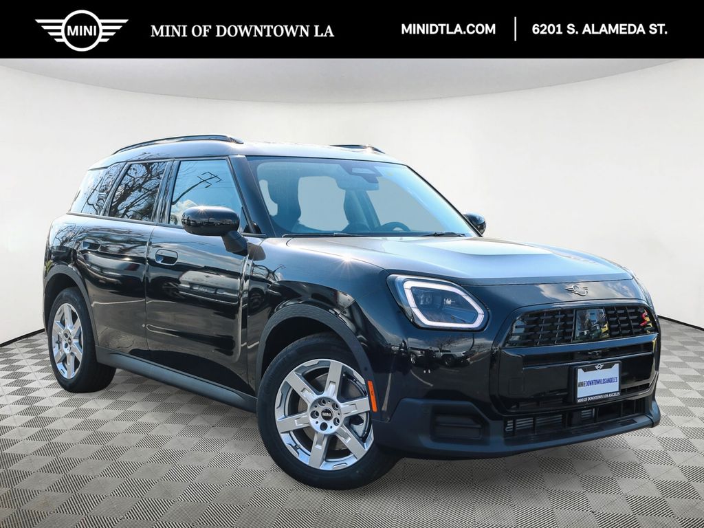 2025 MINI Countryman S's photo