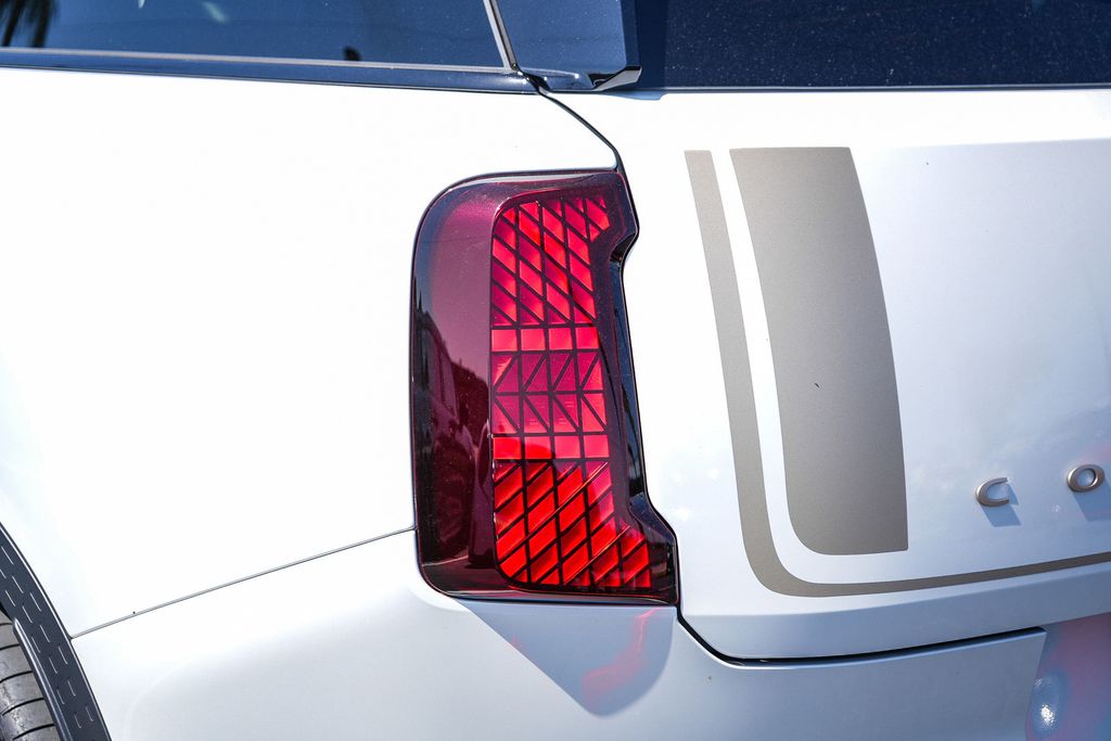 2026 MINI Cooper S photo 13