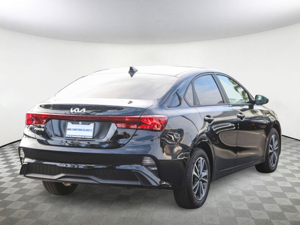 Used 2023 Kia Forte LXS Sedan