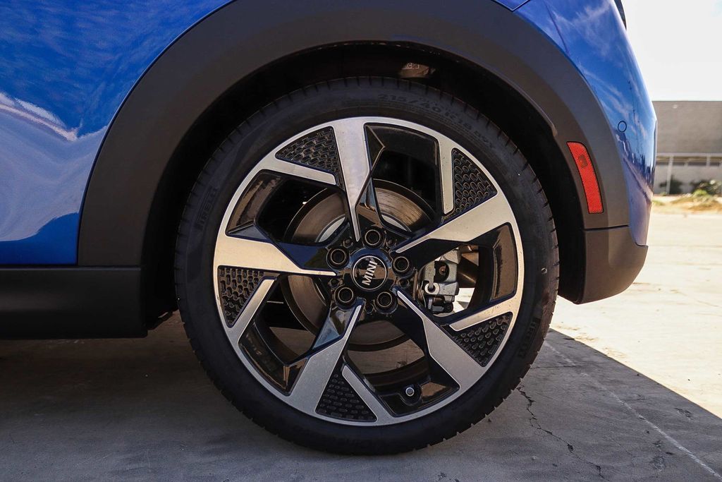 2026 MINI Hardtop 2 Door S - Photo 12
