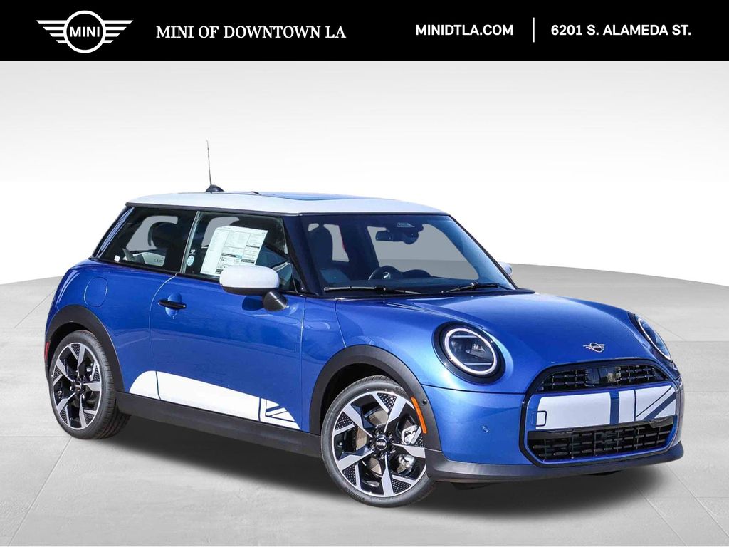 2026 MINI Hardtop's photo