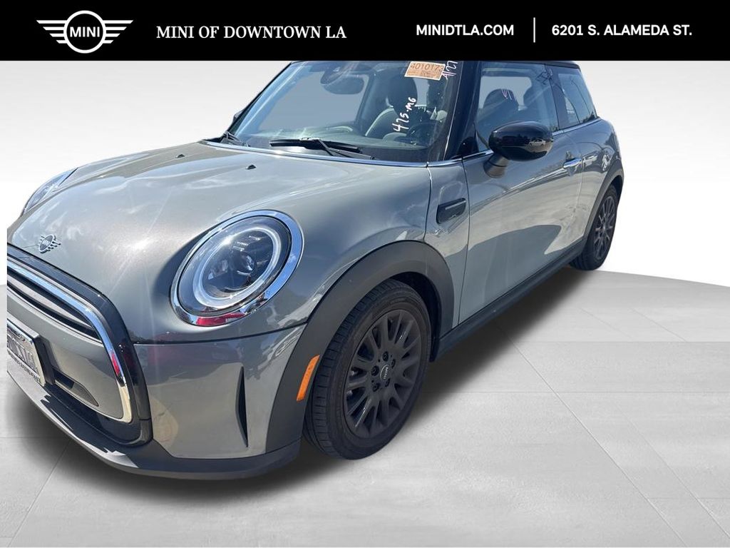2023 MINI Hardtop Cooper's photo