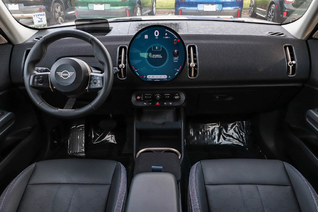 2025 MINI Countryman S - Photo 14