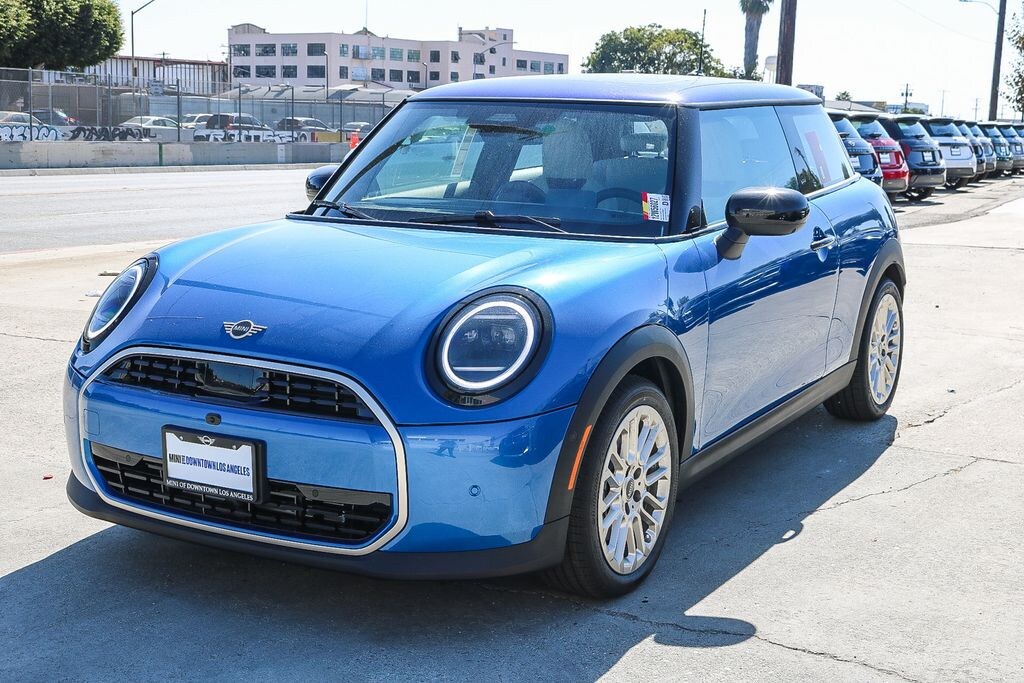 New 2025 MINI Hardtop 2 Door Cooper Hatchback