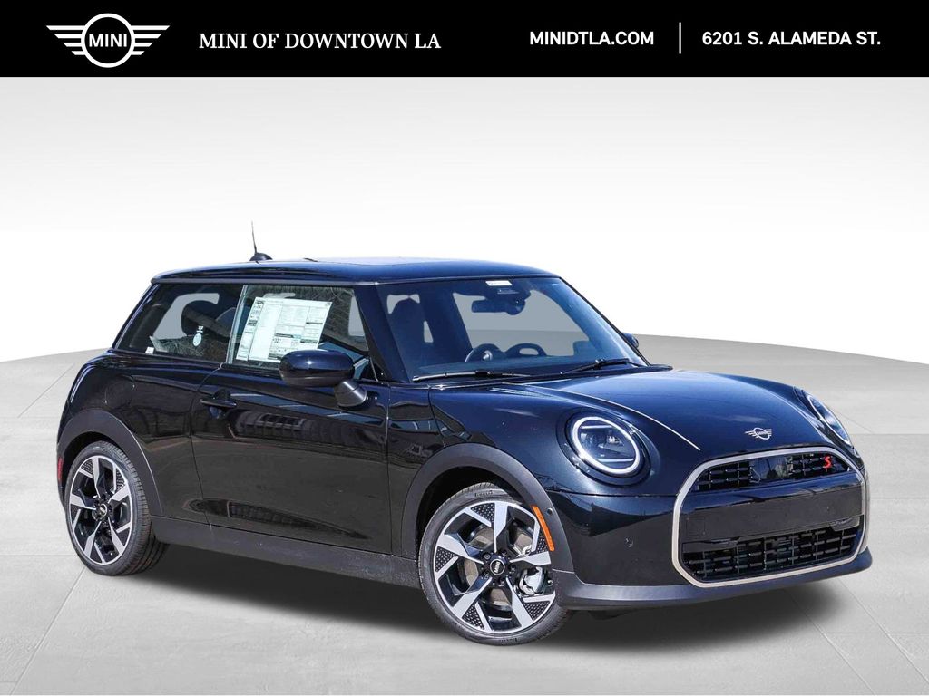 2026 MINI Hardtop Cooper S Signature's photo
