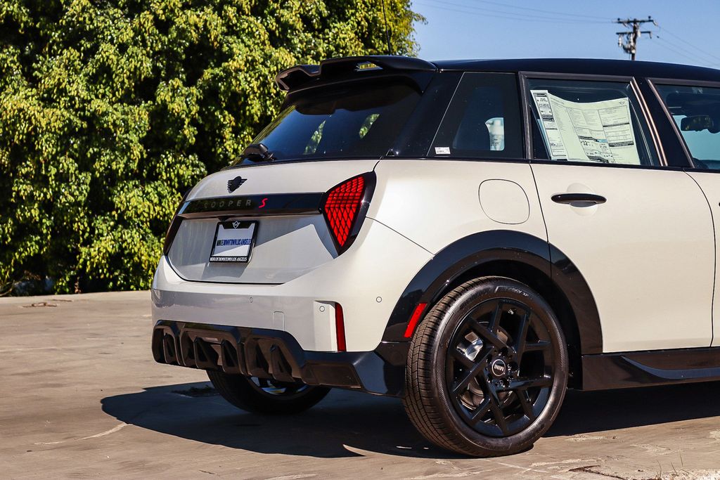 2026 MINI Hardtop 4 Door S - Photo 11