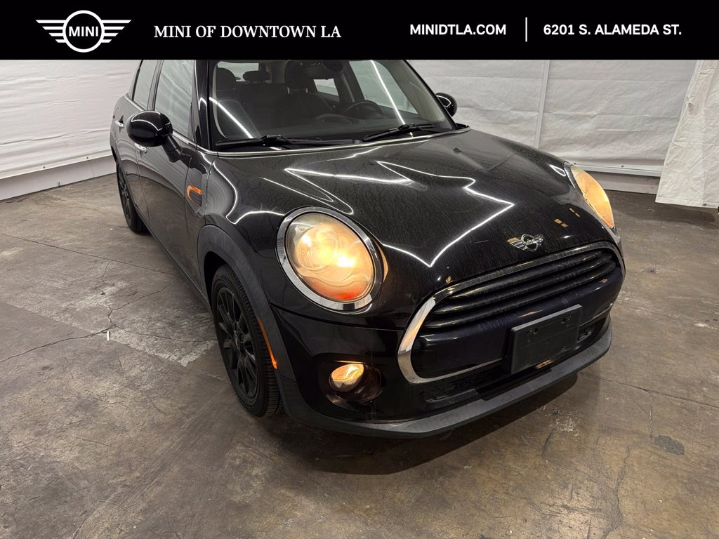 2017 MINI Cooper