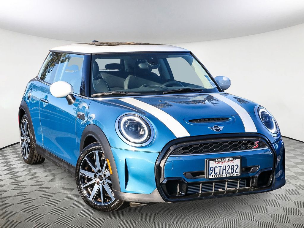 2023 MINI 3 Door S