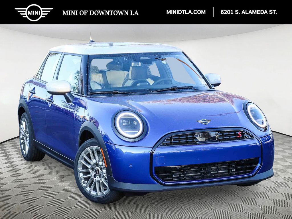 2026 MINI Hardtop 4 Door S's photo