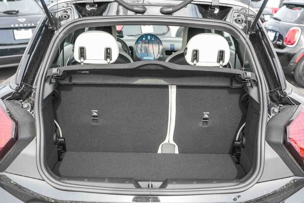 2026 MINI Hardtop 2 Door - Photo 26