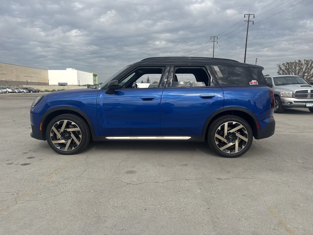 2025 Mini Countryman S ALL4 photo 2