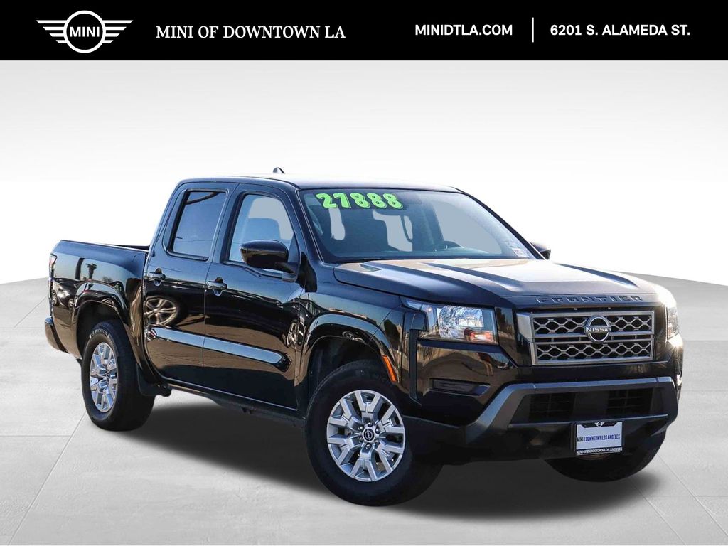 2023 Nissan Frontier SV