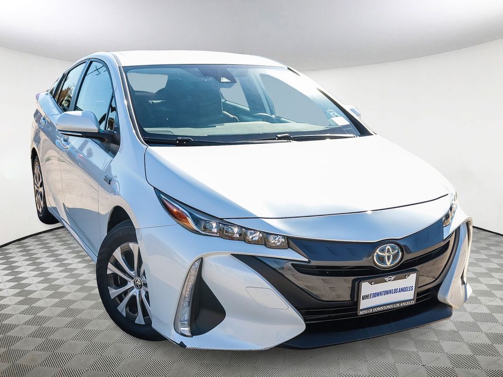 2021 Toyota Prius Prime LE