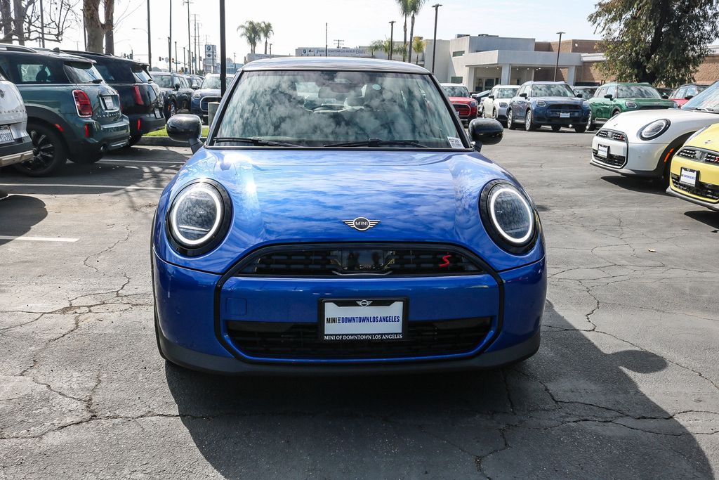 2025 Mini Cooper 2 Door Hardtop S photo 2