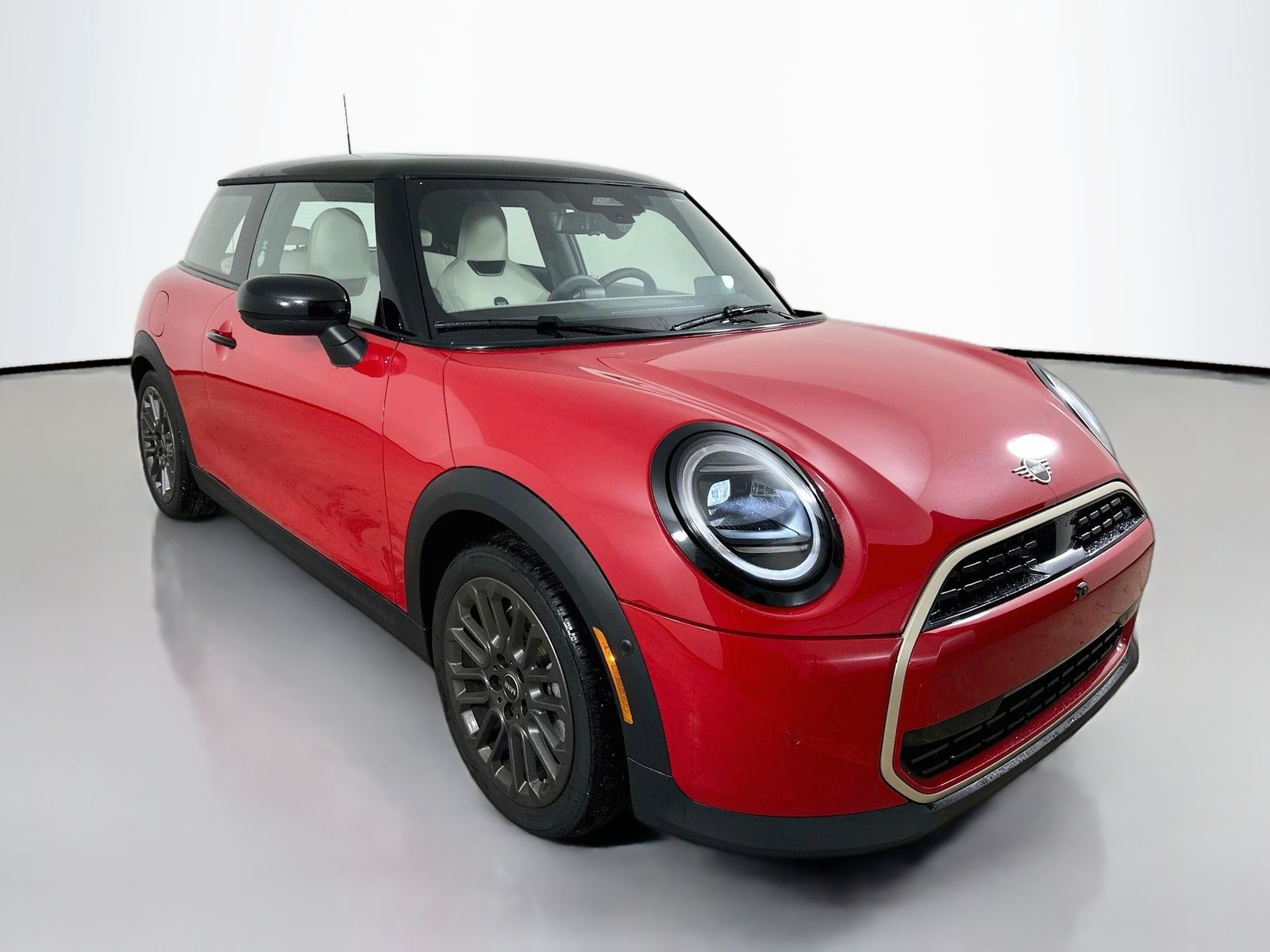 2026 MINI Hardtop 2 Door photo 3