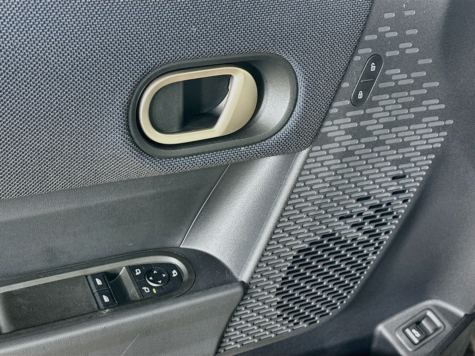 2026 MINI Hardtop 2 Door S - Photo 17