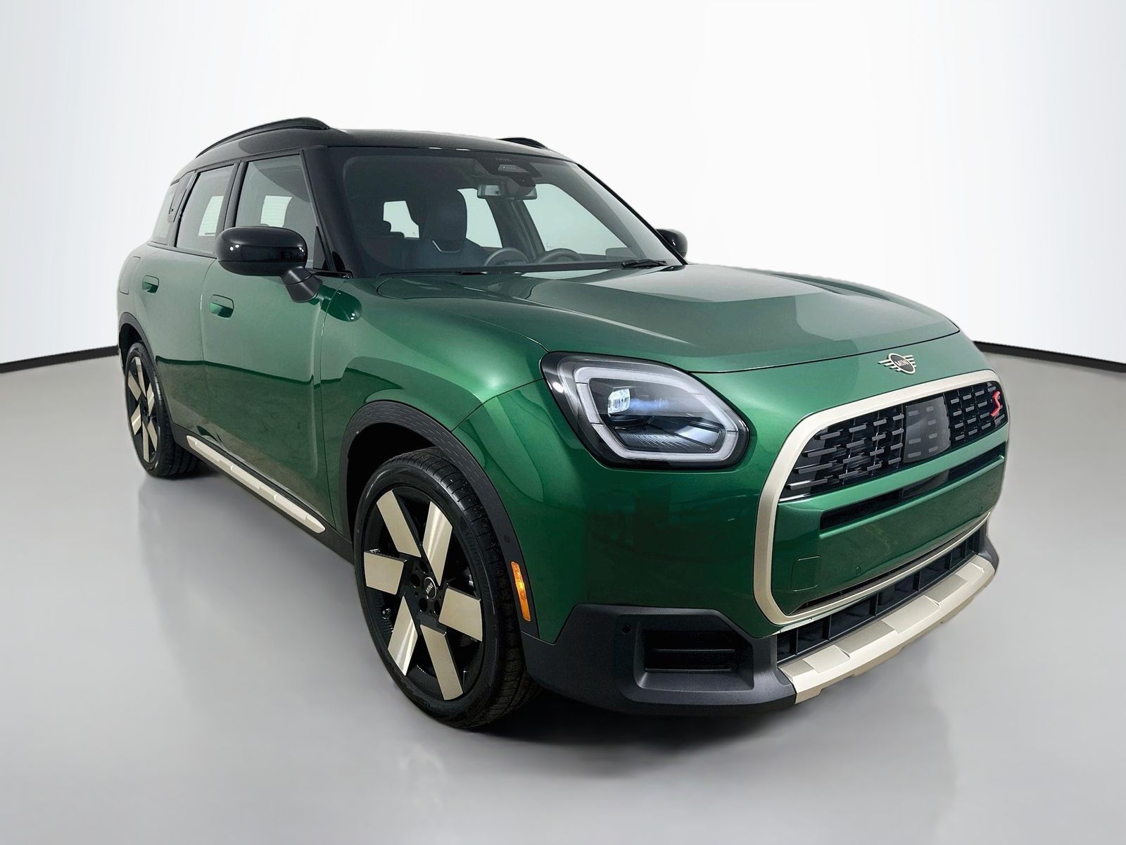 2027 MINI Countryman S photo 3
