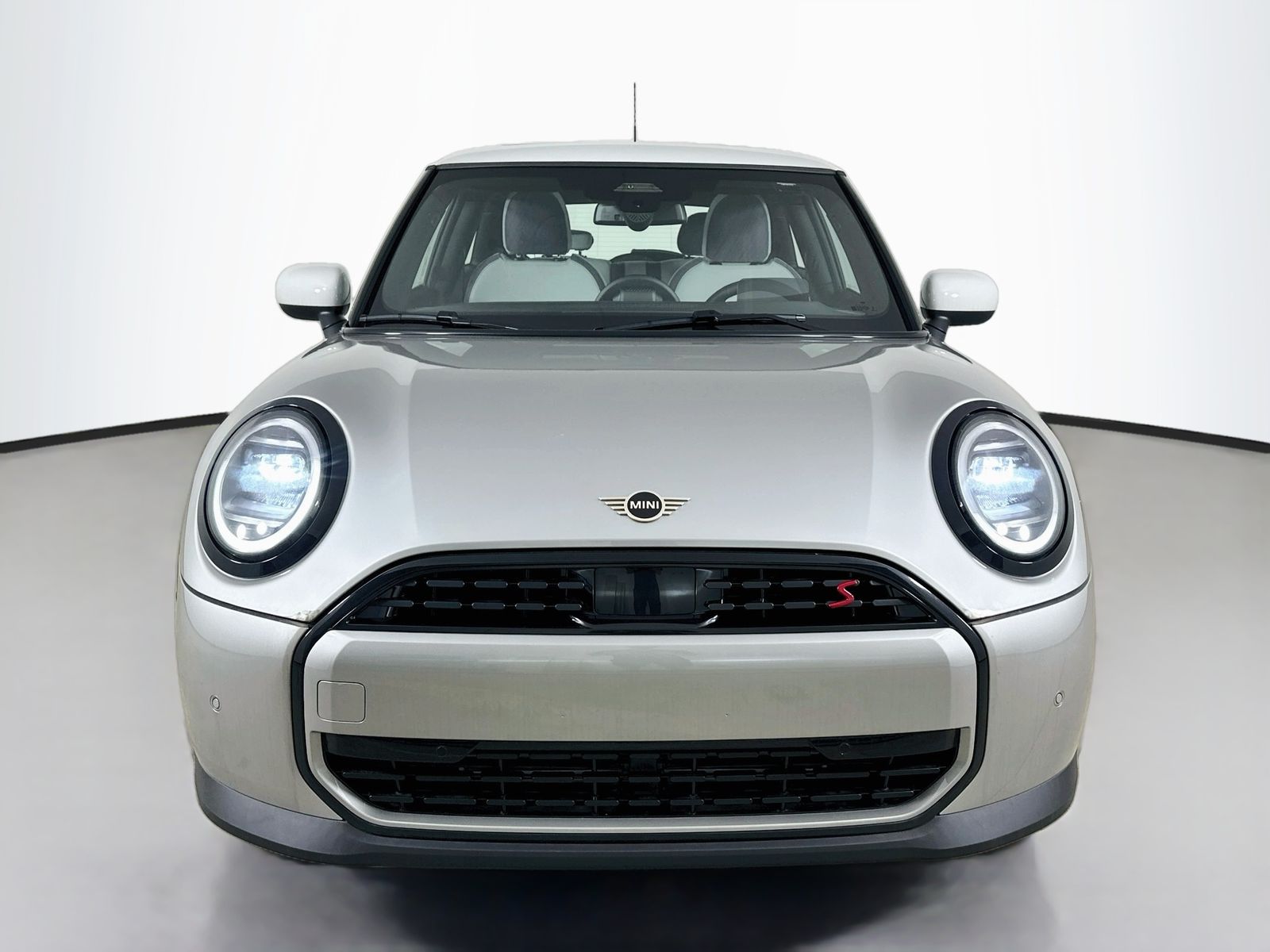 2026 MINI Hardtop 2 Door S photo 2
