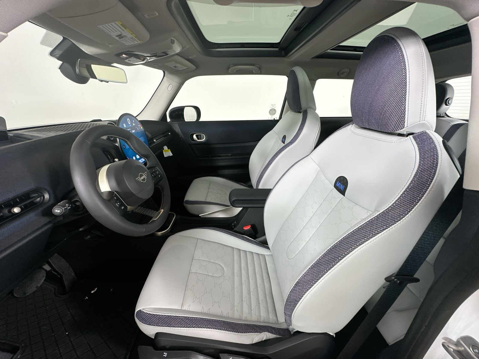 2026 MINI Hardtop 2 Door S - Photo 32