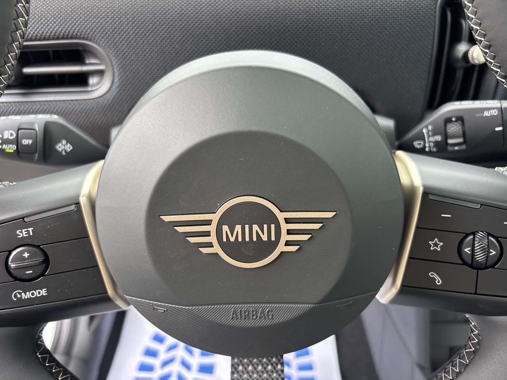 2026 MINI Hardtop 2 Door S - Photo 17