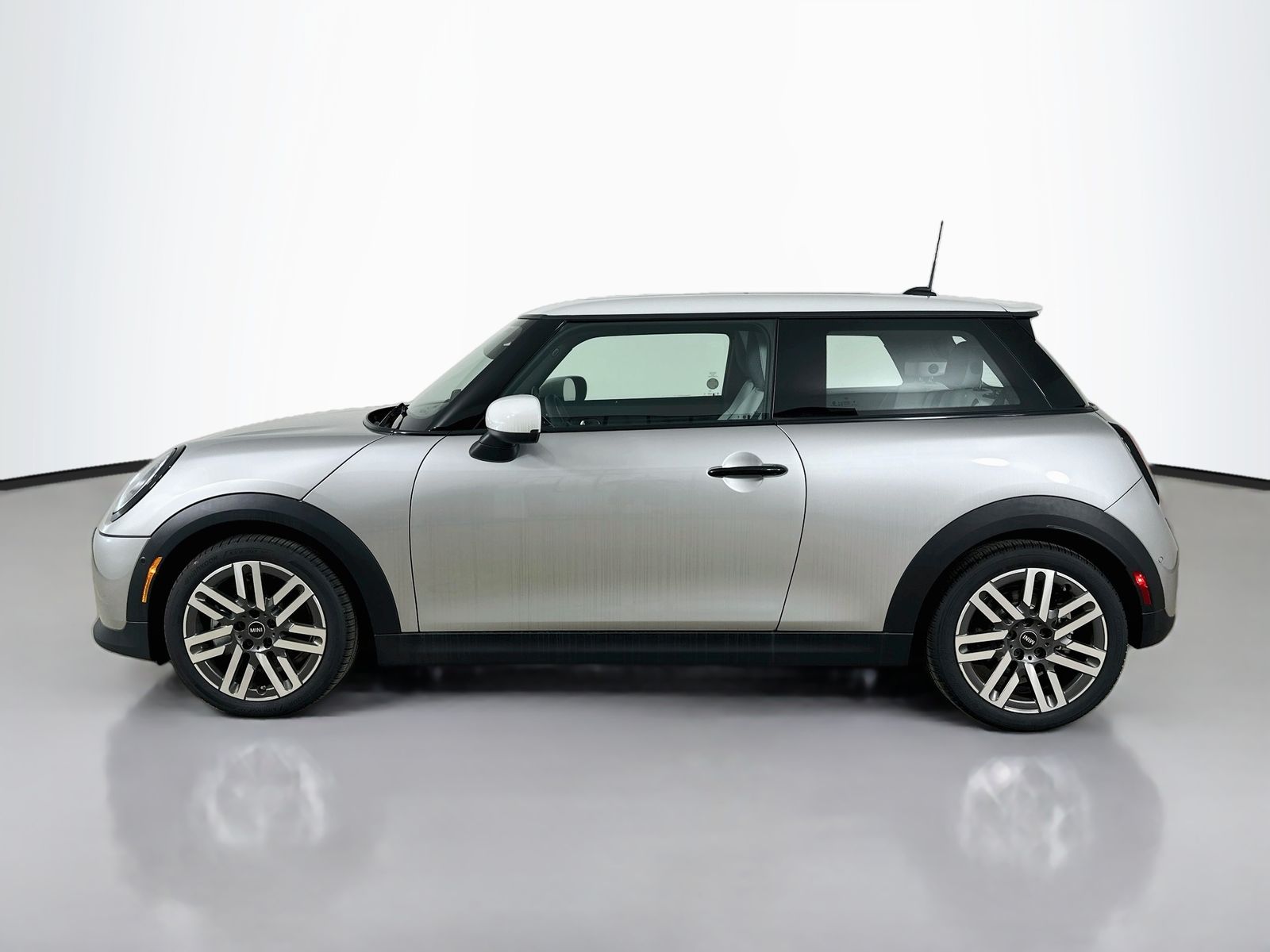 2026 MINI Hardtop 2 Door S - Photo 8