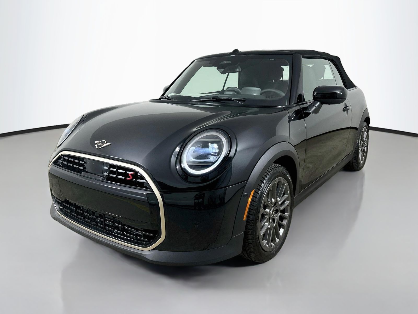 2026 MINI Convertible Signature Plus Convertible