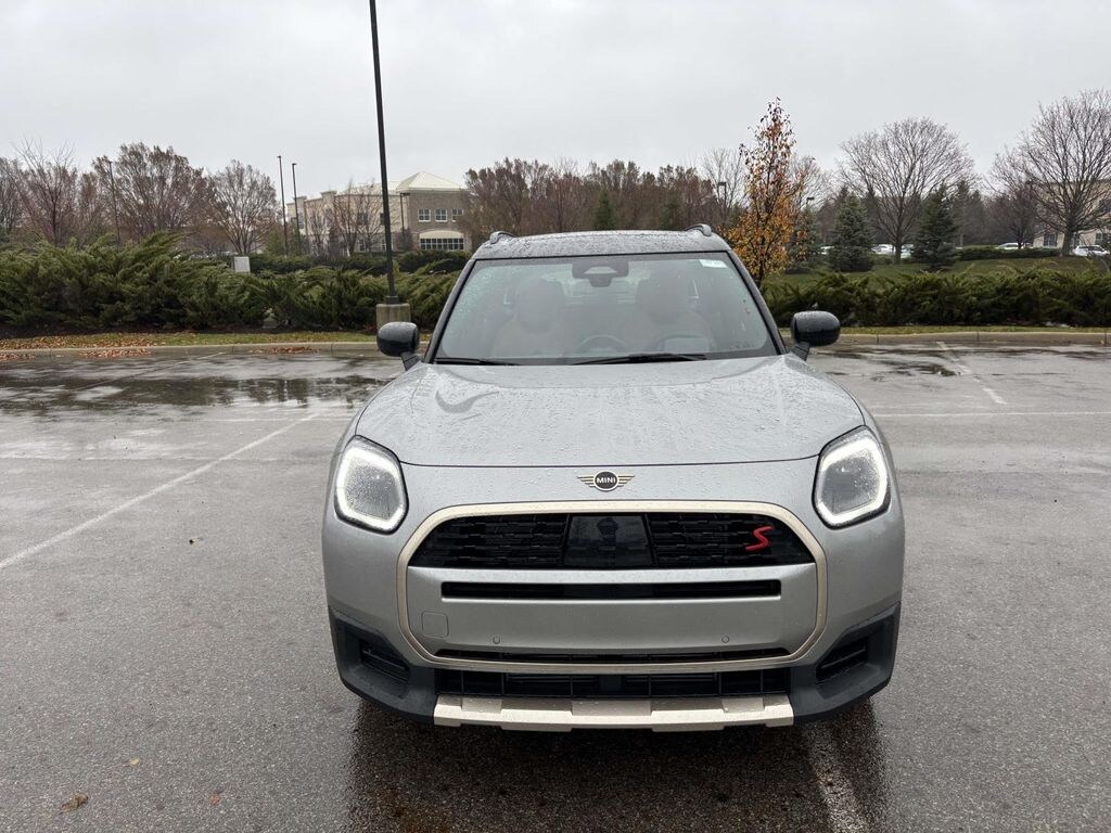 New 2026 MINI Countryman Signature Plus SUV