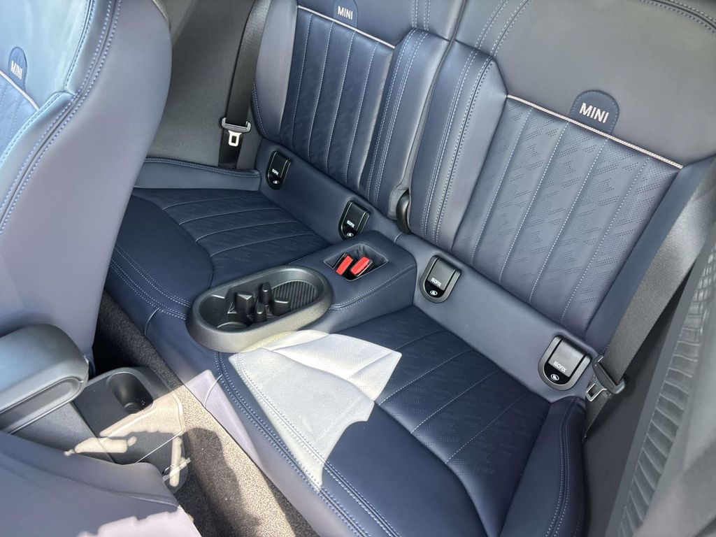 2026 MINI Convertible S - Photo 27