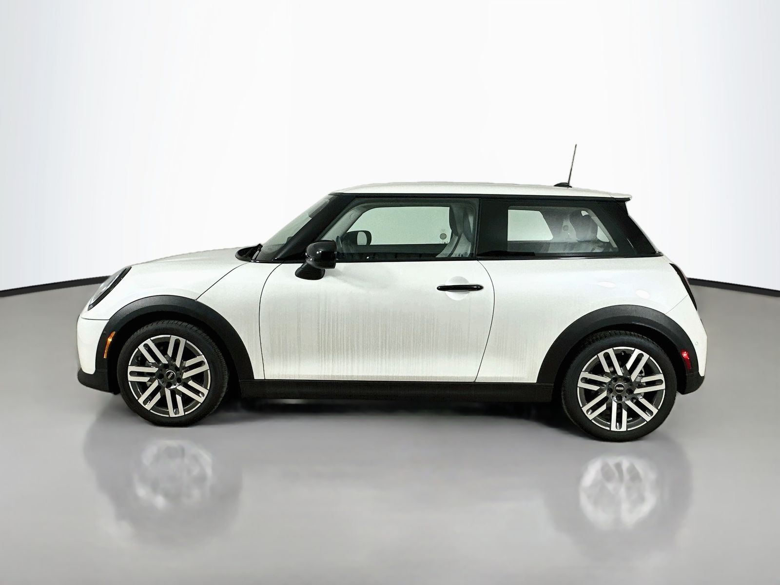 2026 MINI Hardtop 2 Door S - Photo 8
