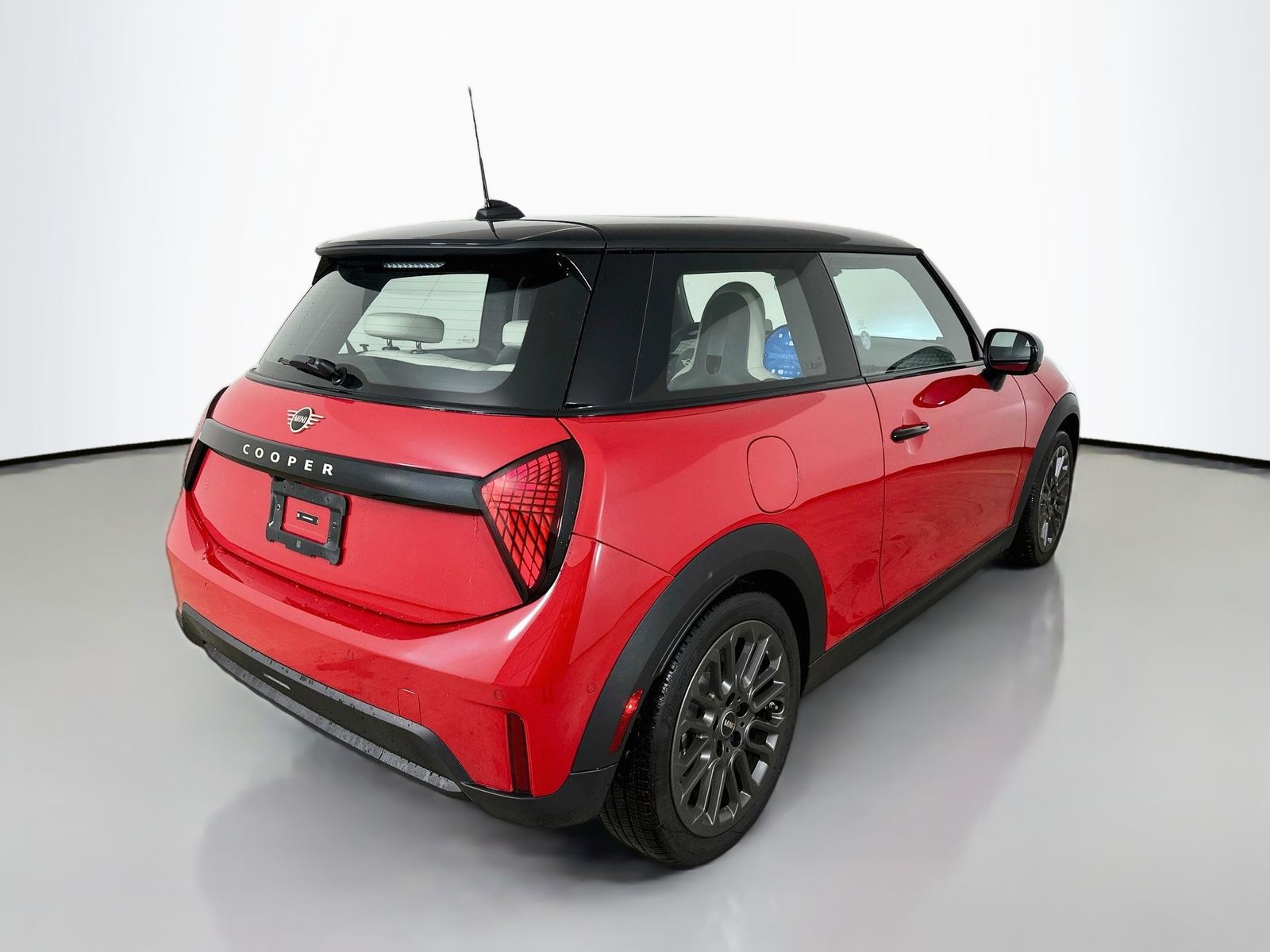 2026 MINI Hardtop 2 Door photo 5