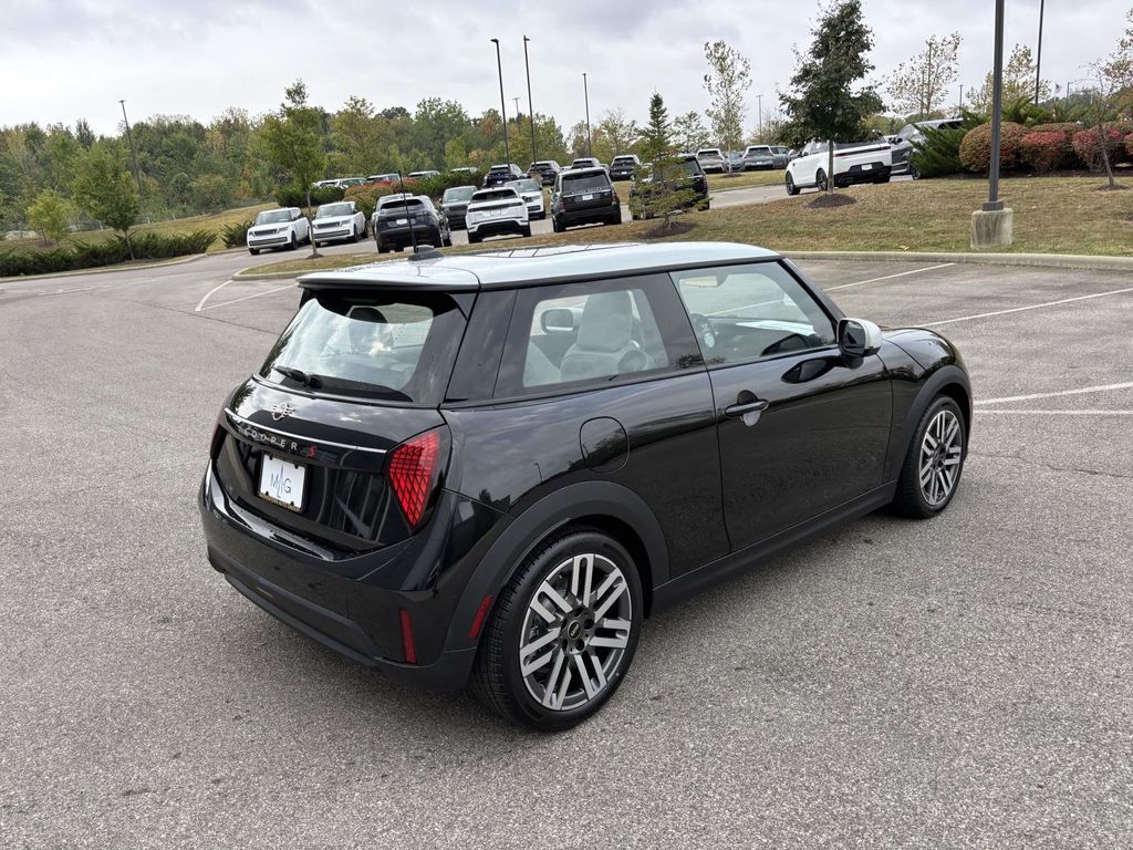 2026 MINI Hardtop 2 Door S - Photo 7