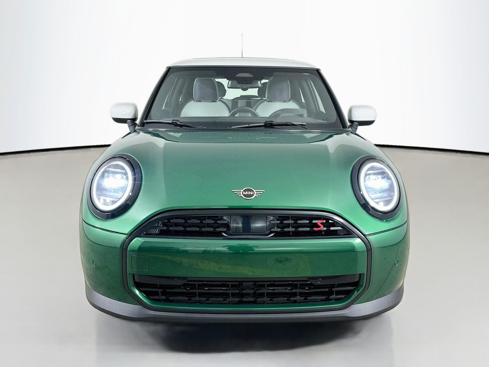 2026 MINI Hardtop 2 Door S photo 2
