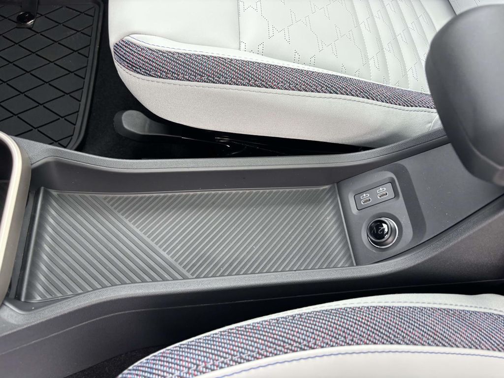 2026 MINI Hardtop 2 Door S - Photo 24