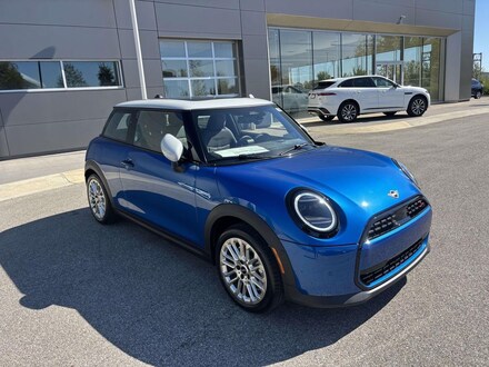 2026 MINI 2 Door Signature Plus Hatchback