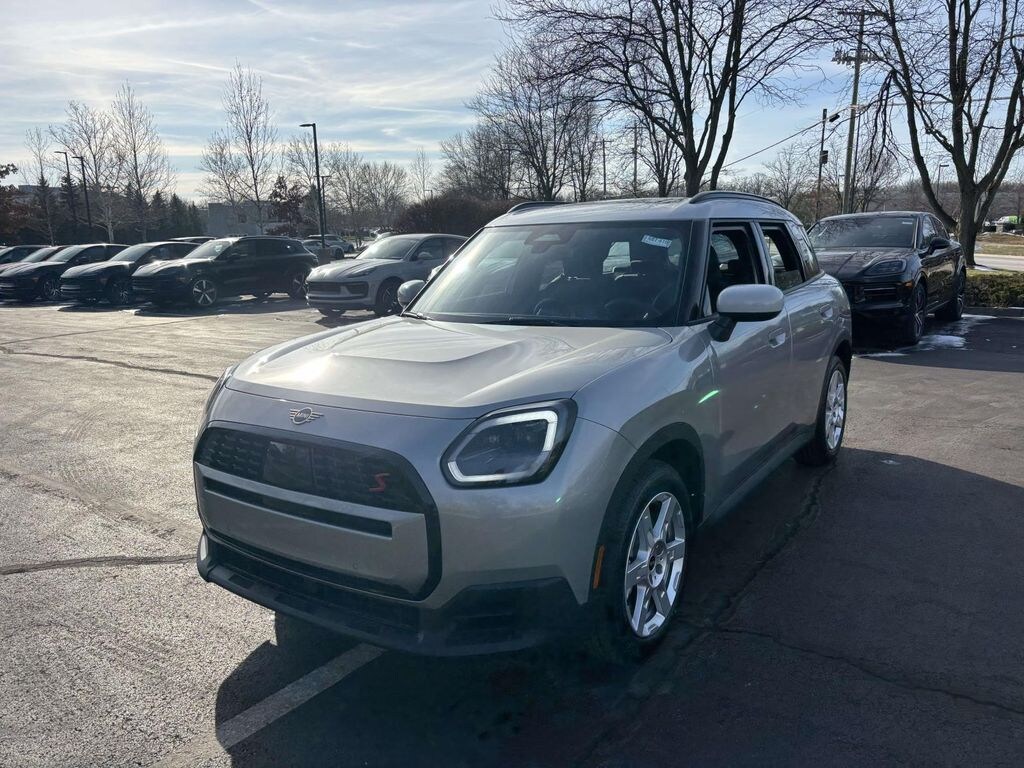 New 2026 MINI Countryman Signature Plus SUV