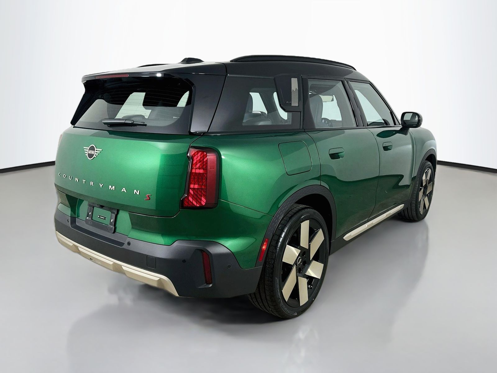 2027 MINI Countryman S photo 5