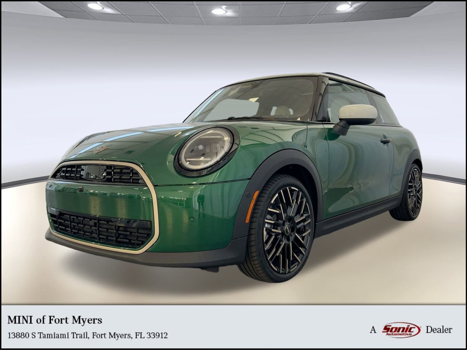 2026 MINI Hardtop's photo