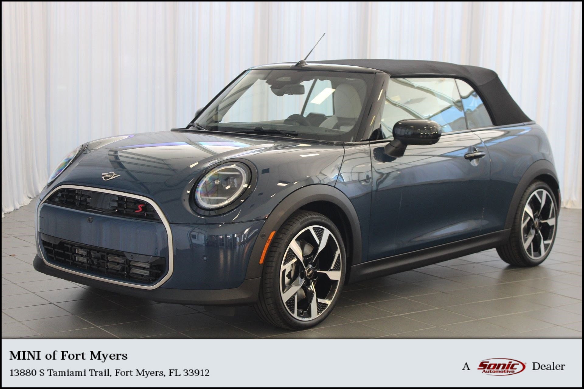 2026 MINI Convertible S's photo