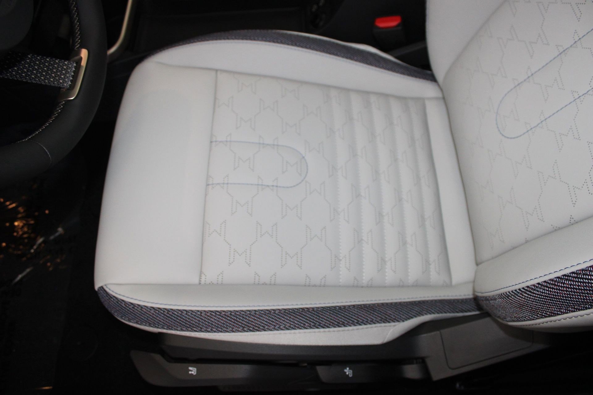 2026 MINI Hardtop 4 Door S - Photo 12