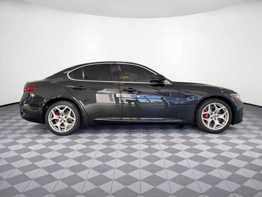 2020 Alfa Romeo Giulia Ti Sedan
