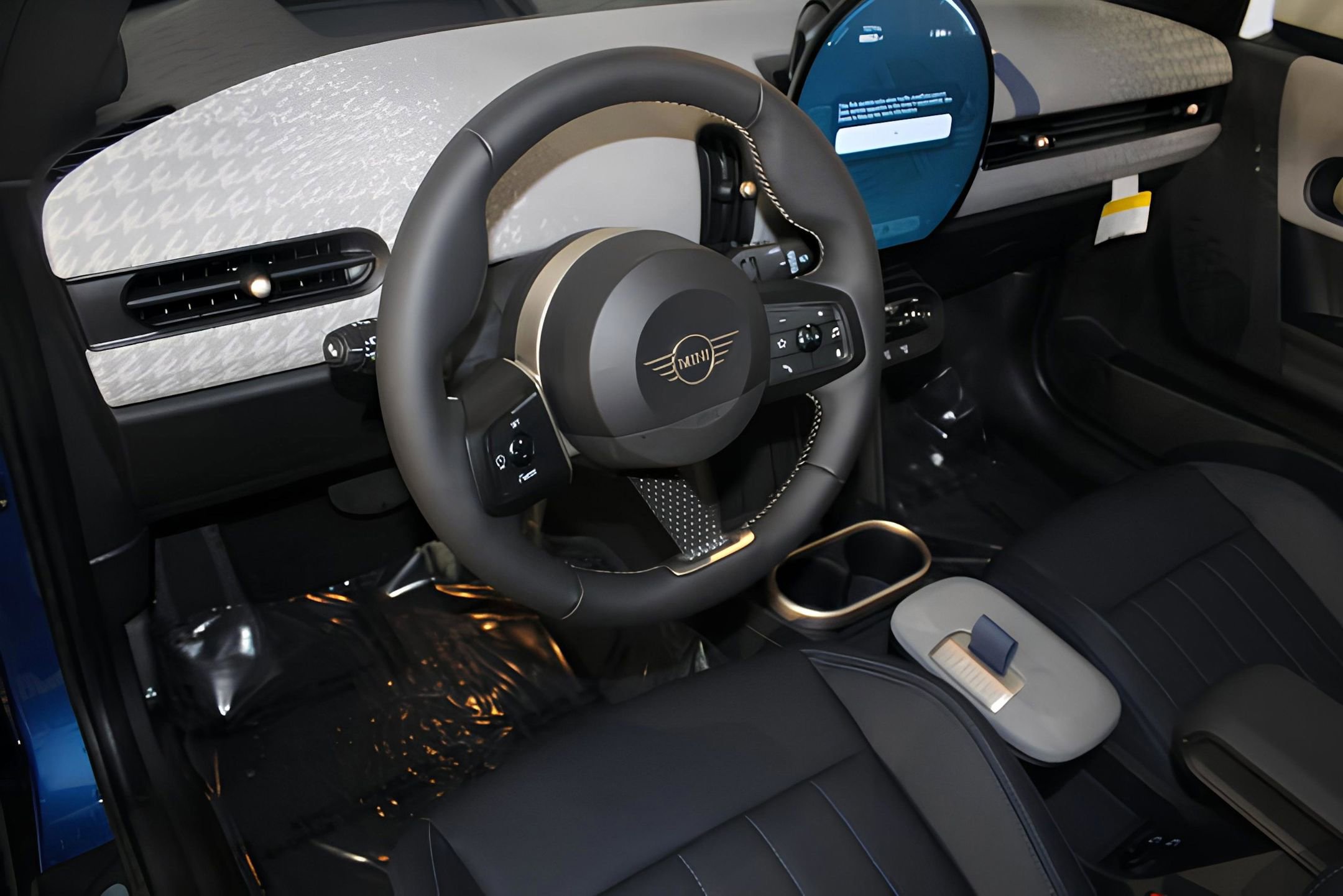 2025 Mini Cooper 2 Door Hardtop S photo 3