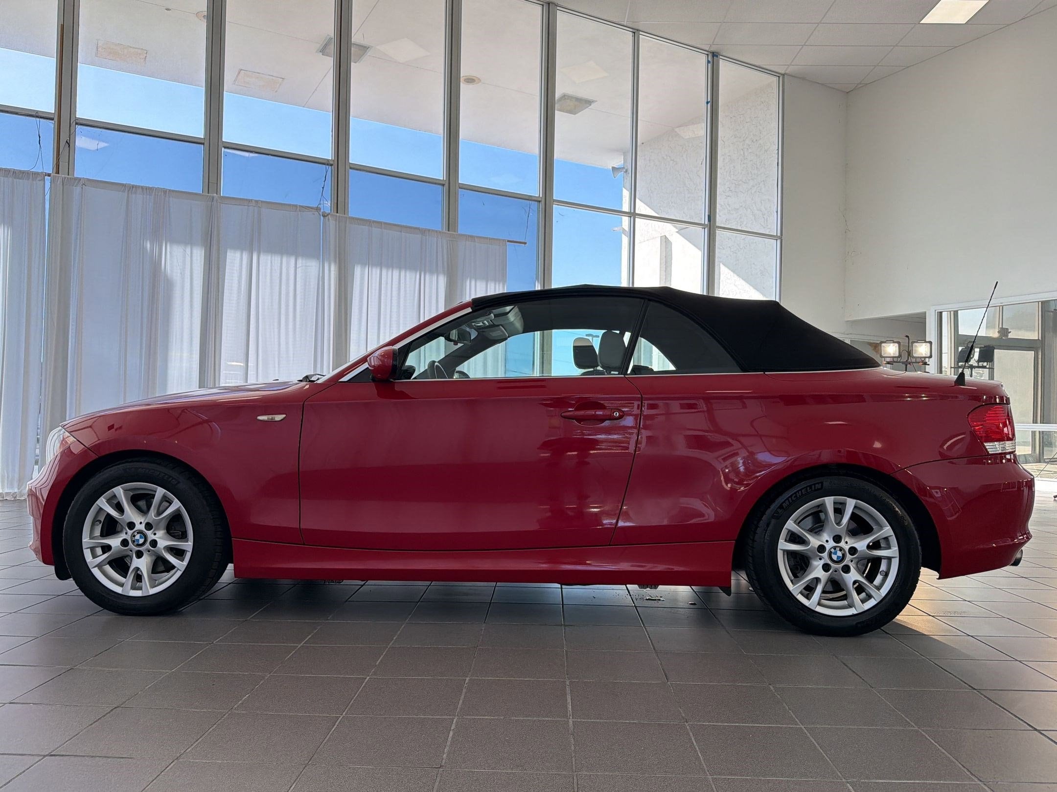 Used 2008 BMW 1 Series 128i with VIN WBAUL73538VJ74097 for sale in Fort Myers, FL