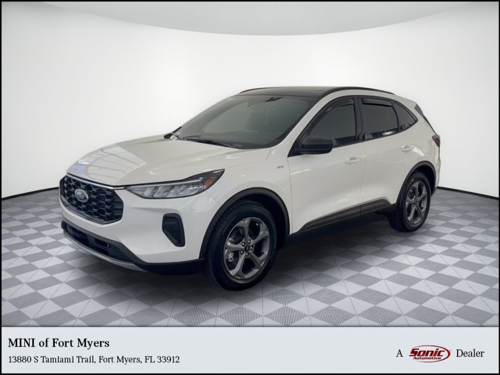2025 Ford Escape ST-Line SUV