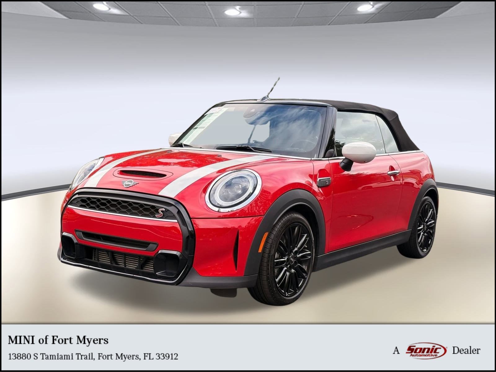 2024 MINI Convertible S's photo