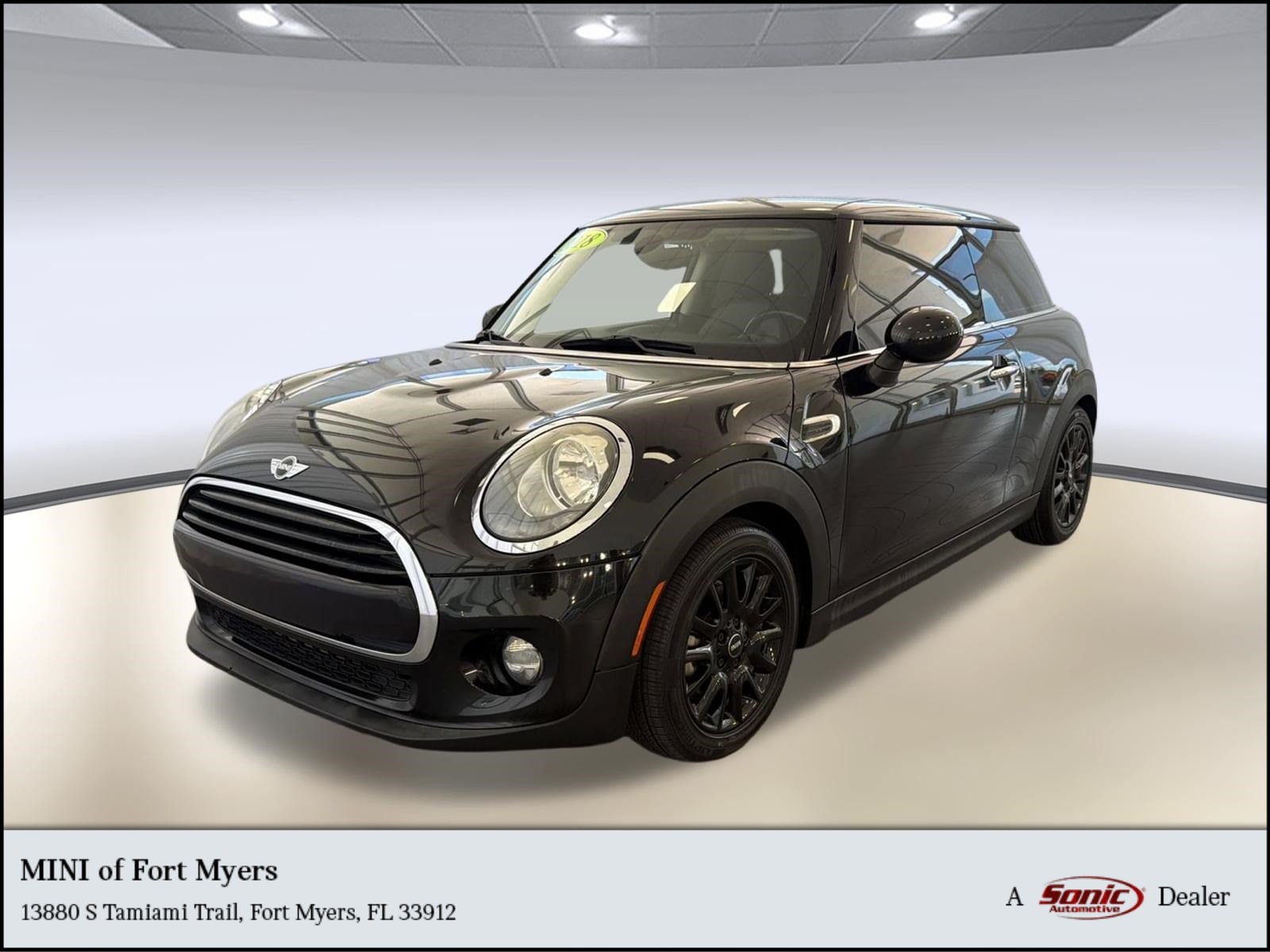 2018 MINI Cooper Oxford Edition's photo
