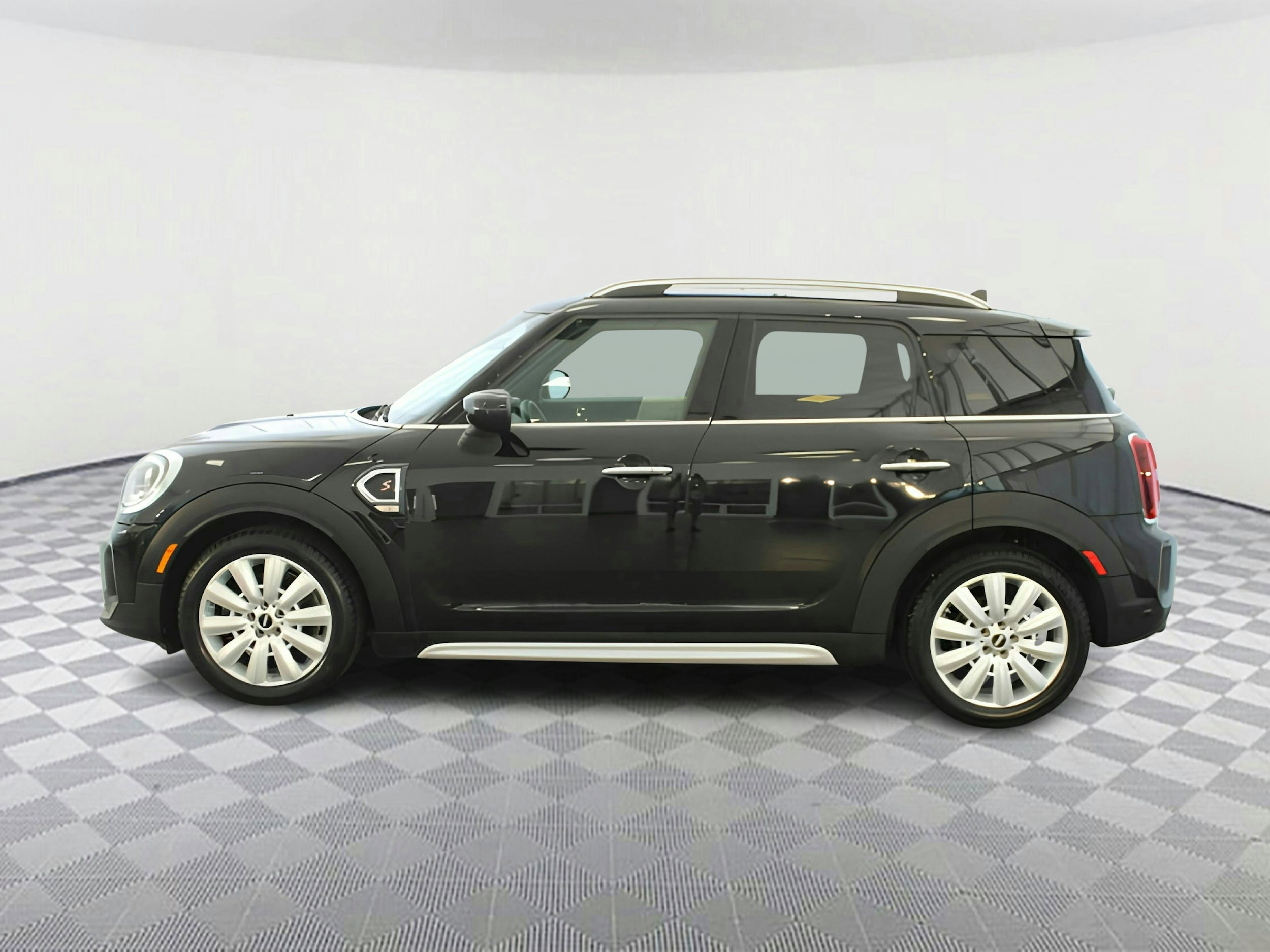 Used 2022 MINI Countryman S with VIN WMZ53BR06N3P02048 for sale in Fort Myers, FL