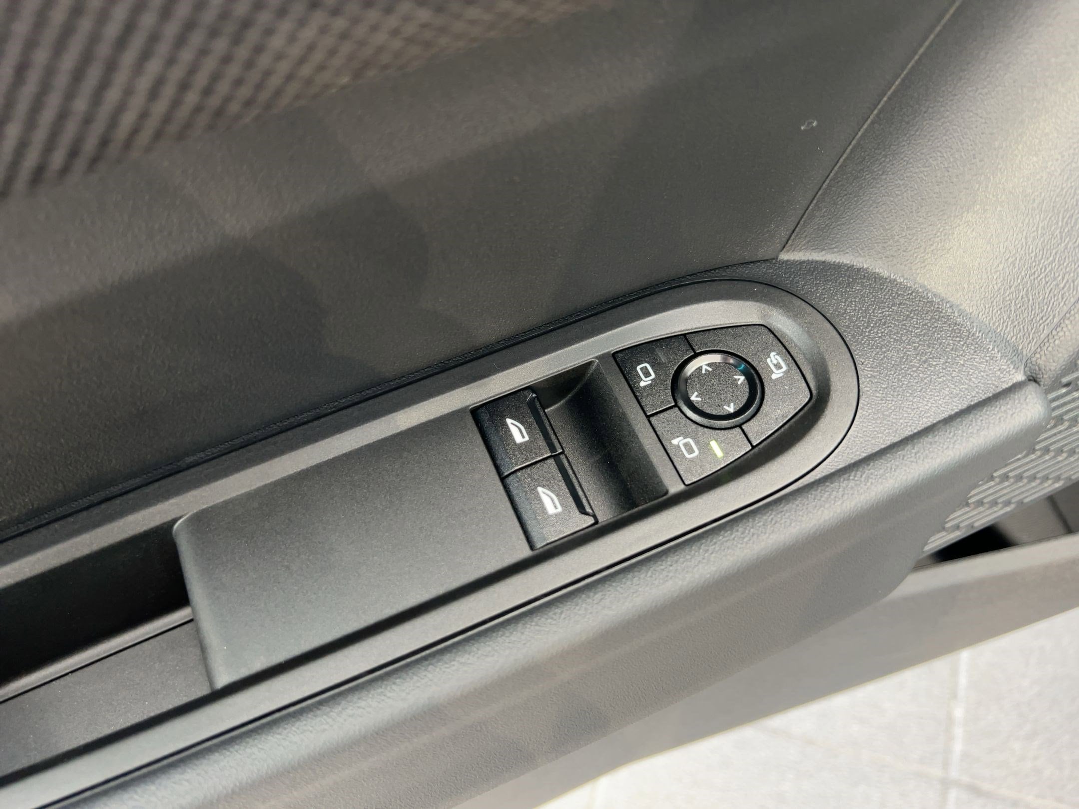 2026 MINI Hardtop 2 Door - Photo 13