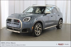 2026 MINI Countryman Iconic SUV
