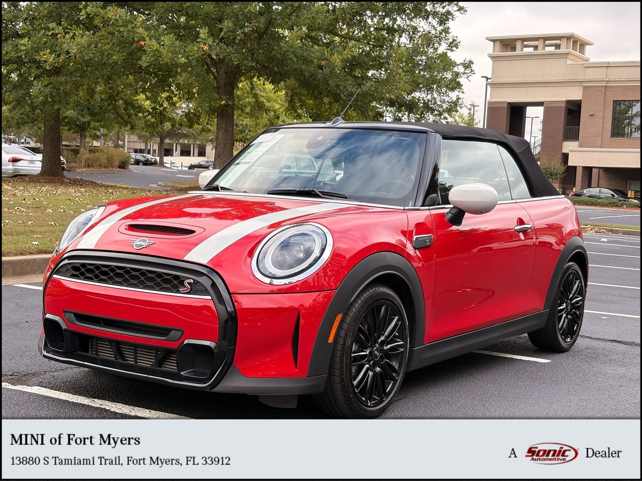 2024 MINI Convertible S's photo