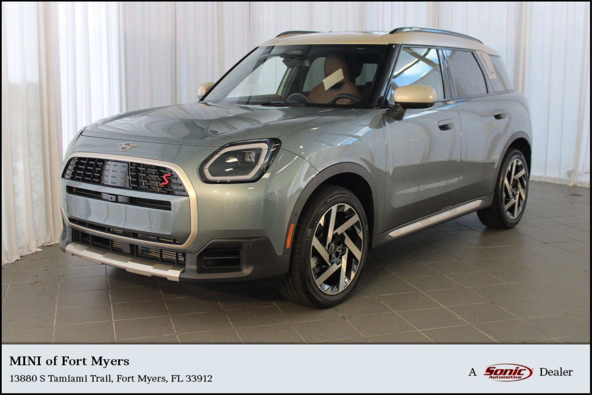 2026 MINI Countryman S's photo